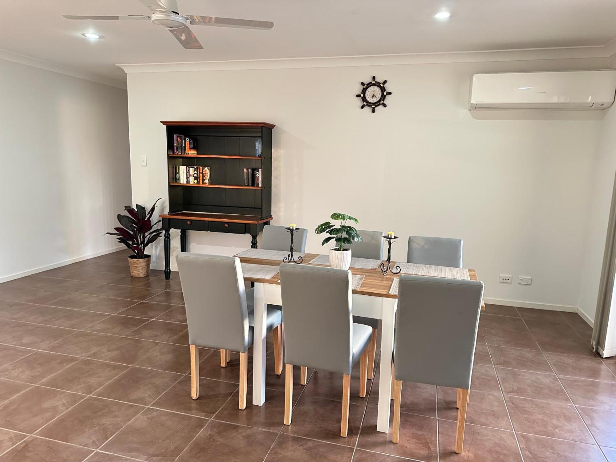 Four Bedroom Large Family Home Close To Ipswich City Zewnętrze zdjęcie