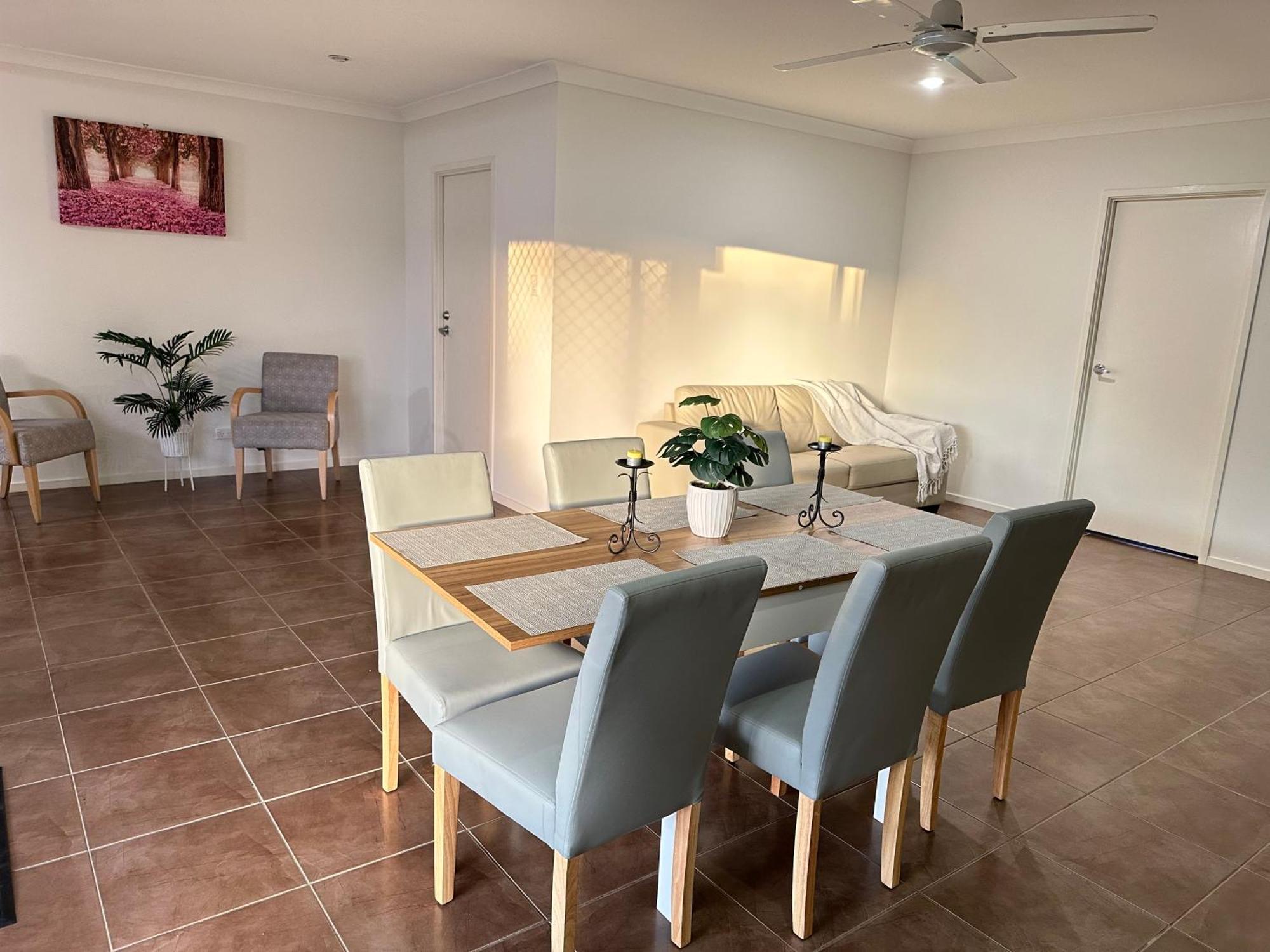 Four Bedroom Large Family Home Close To Ipswich City Zewnętrze zdjęcie