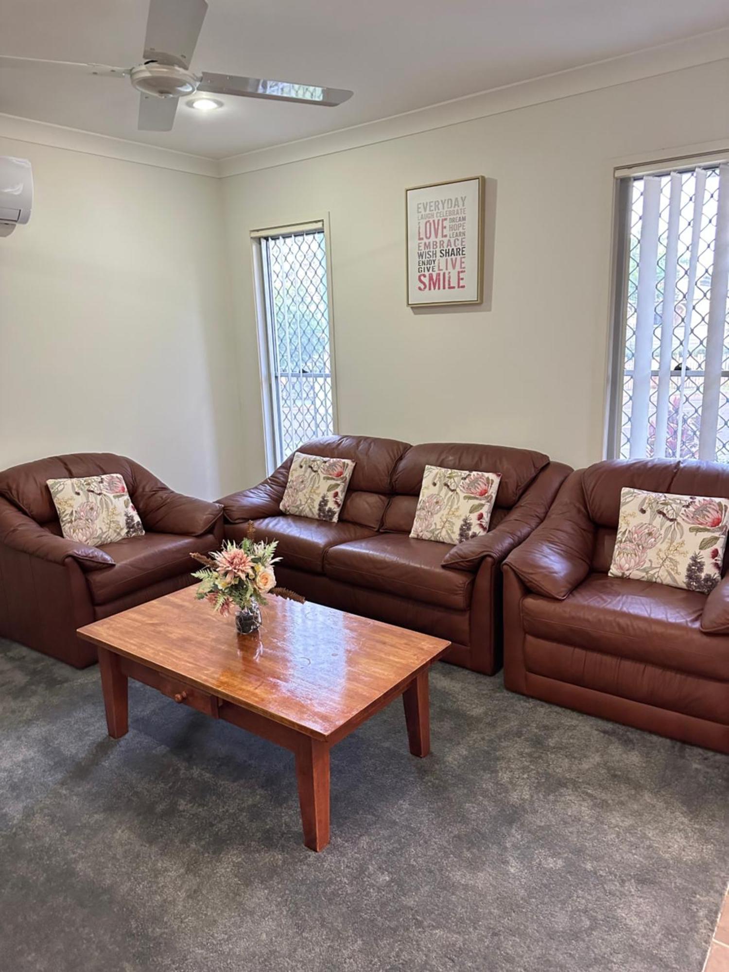 Four Bedroom Large Family Home Close To Ipswich City Zewnętrze zdjęcie